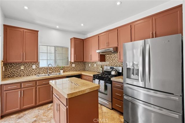 20230 Keswick 3, Winnetka, CA 91306