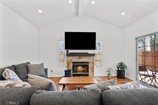 20230 Keswick 3, Winnetka, CA 91306