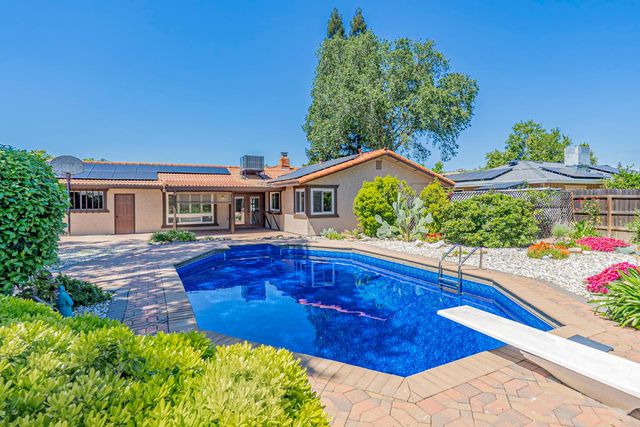4625 5th St, Rocklin, CA 95677