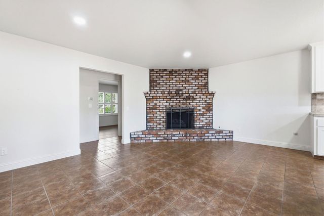 4625 5th St, Rocklin, CA 95677