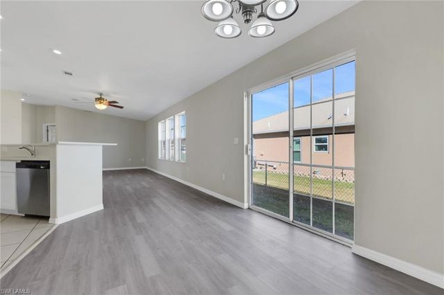 514 Moon ST, Port Charlotte, FL 33954