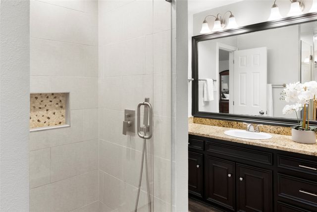 1140 Stoney Creek Drive, Cedar Hill, TX 75104