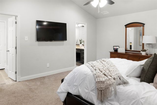 1140 Stoney Creek Drive, Cedar Hill, TX 75104