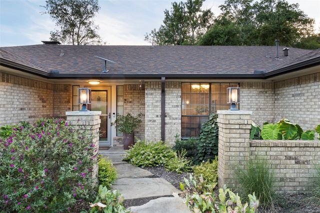 1140 Stoney Creek Drive, Cedar Hill, TX 75104