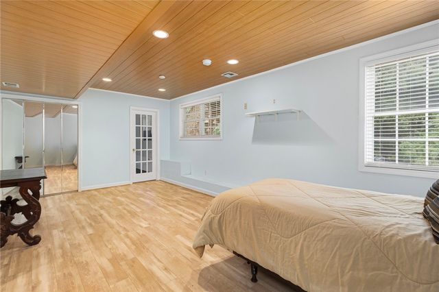 50 Abbott Run Valley Road 1929, Cumberland, RI 02864
