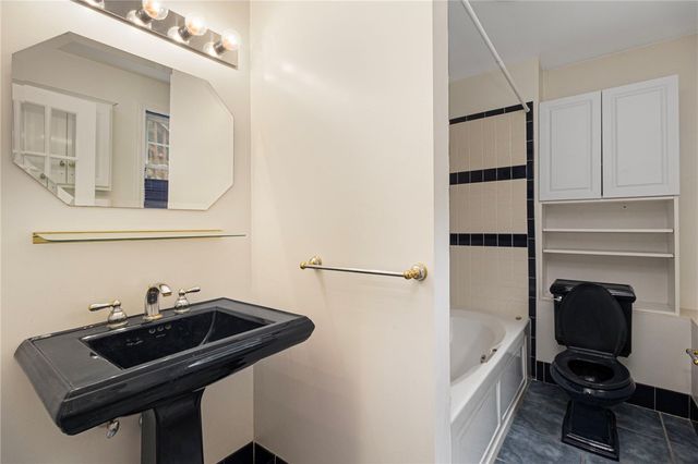50 Abbott Run Valley Road 1929, Cumberland, RI 02864