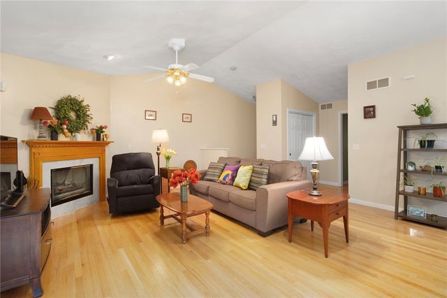 50 Abbott Run Valley Road 1929, Cumberland, RI 02864