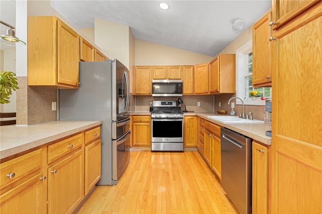 50 Abbott Run Valley Road 1929, Cumberland, RI 02864