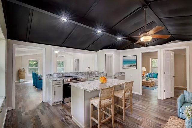 2841 Honey Bee Lane, Quinlan, TX 75474