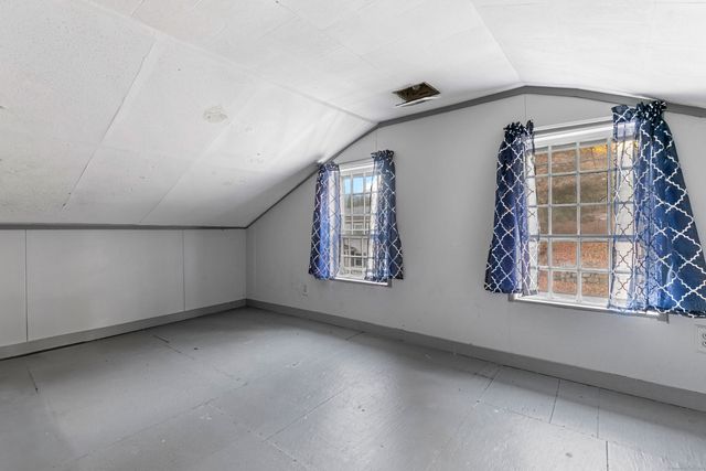 107 West Street, Seymour, CT 06483