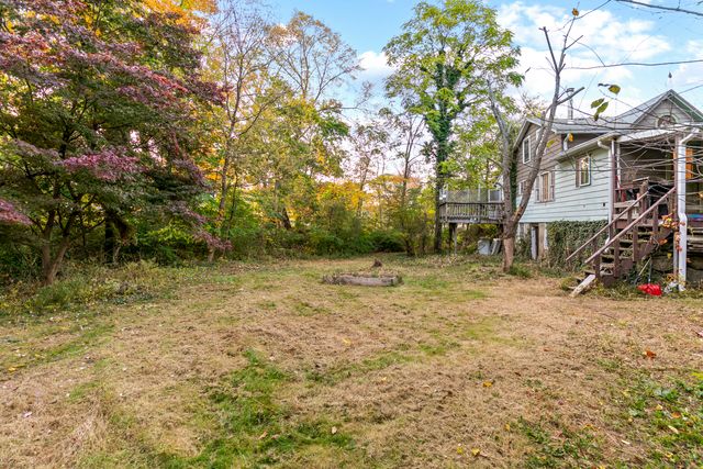 107 West Street, Seymour, CT 06483