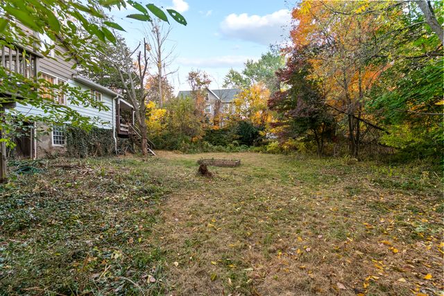 107 West Street, Seymour, CT 06483