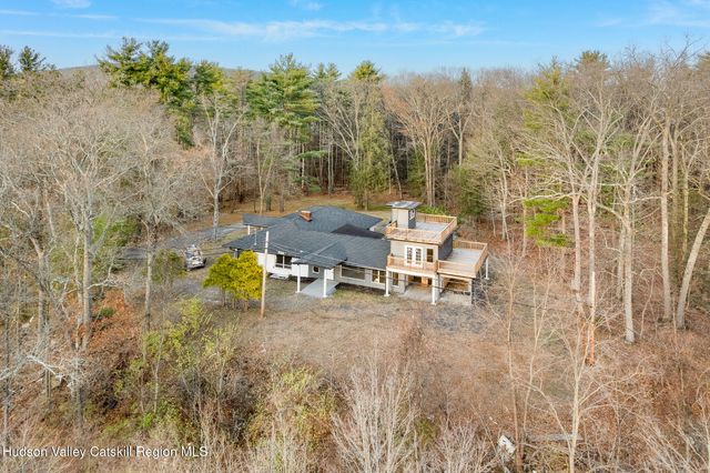 233 Forest Hill Drive, Kingston, NY 12401