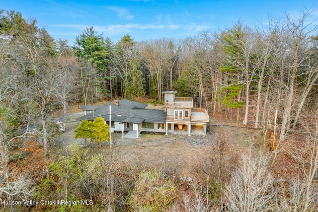 233 Forest Hill Drive, Kingston, NY 12401