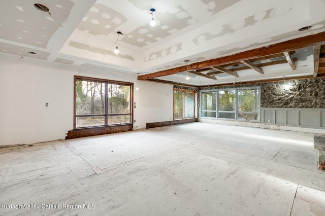 233 Forest Hill Drive, Kingston, NY 12401