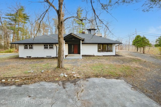 233 Forest Hill Drive, Kingston, NY 12401