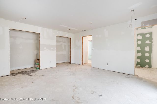 233 Forest Hill Drive, Kingston, NY 12401