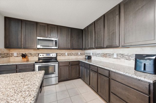 4411 Horsemint Cove, Heartland, TX 75126