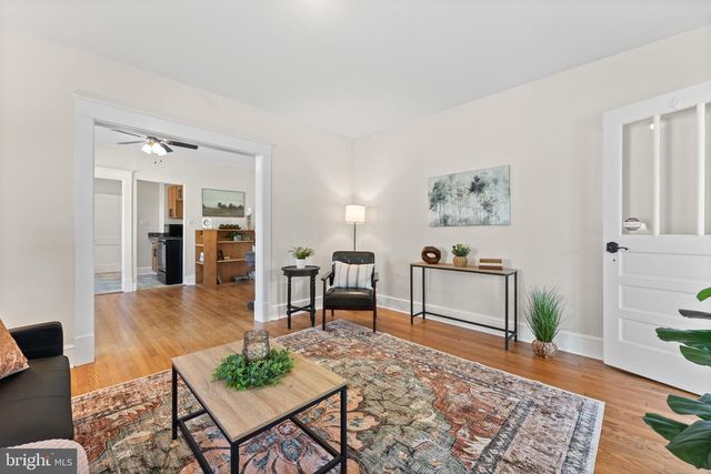 90 CHATHAM HEIGHTS RD, Fredericksburg, VA 22405