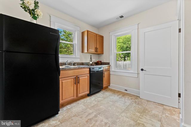 90 CHATHAM HEIGHTS RD, Fredericksburg, VA 22405