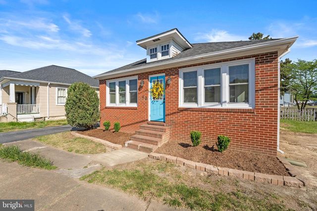 90 CHATHAM HEIGHTS RD, Fredericksburg, VA 22405