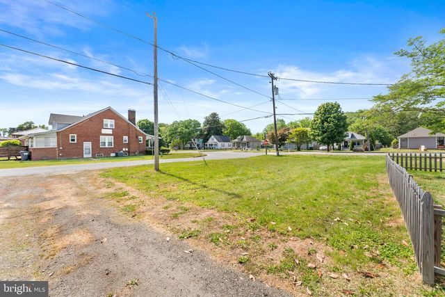 90 CHATHAM HEIGHTS RD, Fredericksburg, VA 22405