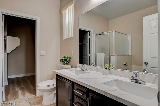 3962 Coyote Ridge, Las Vegas, NV 89129