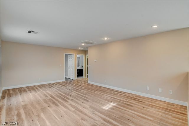 3962 Coyote Ridge, Las Vegas, NV 89129