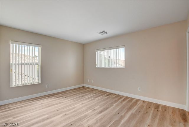 3962 Coyote Ridge, Las Vegas, NV 89129