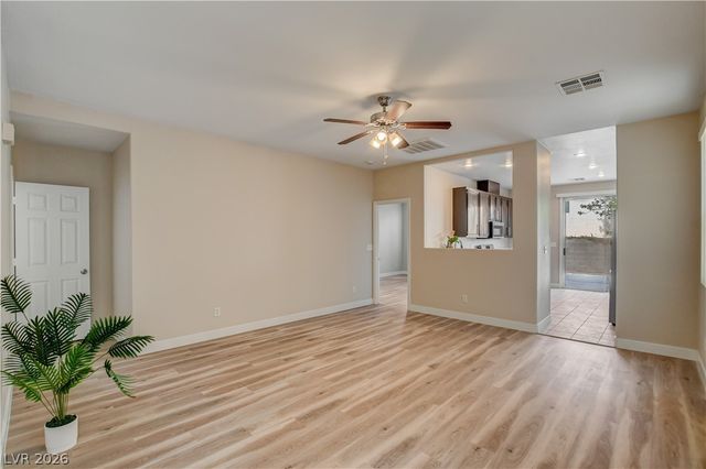 3962 Coyote Ridge, Las Vegas, NV 89129