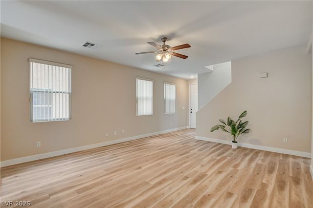 3962 Coyote Ridge, Las Vegas, NV 89129