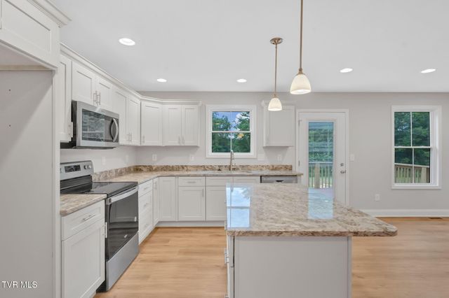 614 Cherry Marie Drive, Jonesborough, TN 37659