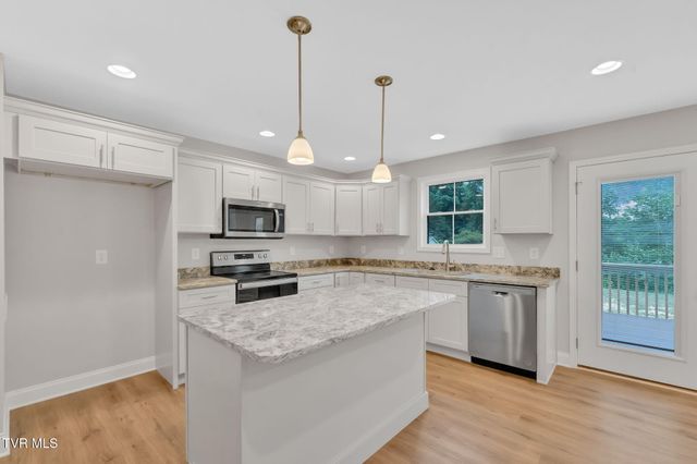 614 Cherry Marie Drive, Jonesborough, TN 37659