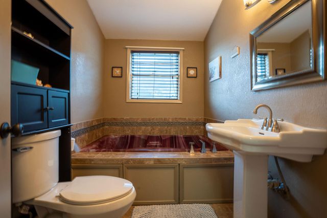552 County Road 255, Bridgeport, AL 35740