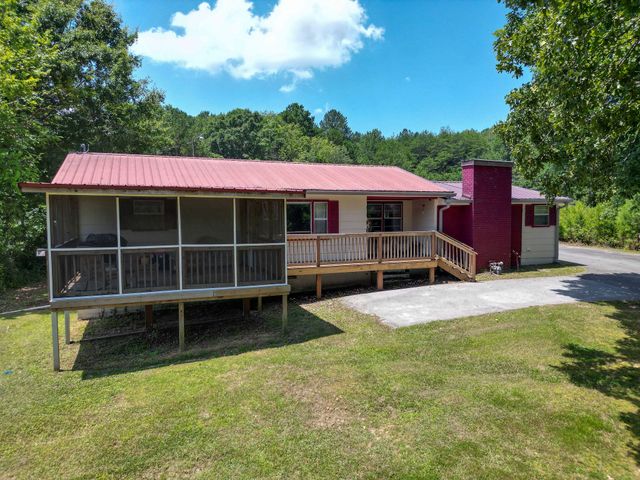 552 County Road 255, Bridgeport, AL 35740