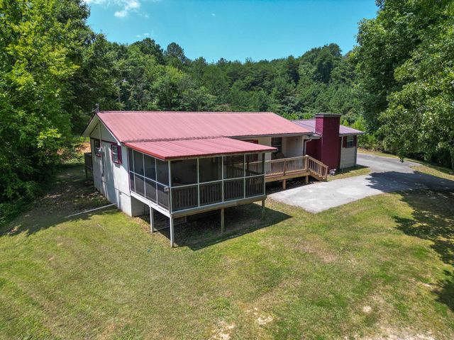 552 County Road 255, Bridgeport, AL 35740