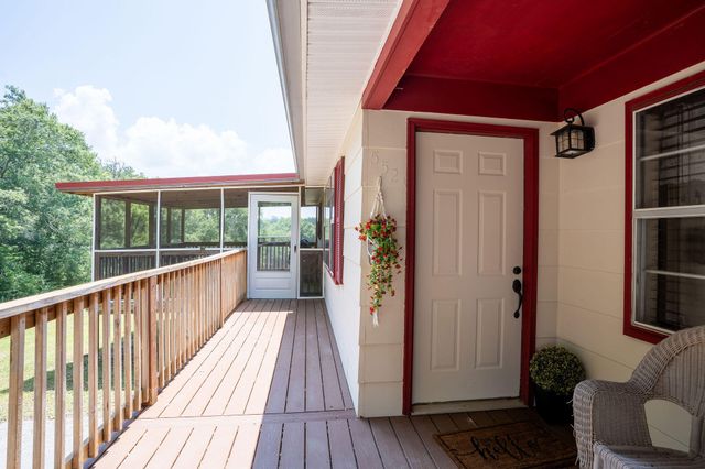 552 County Road 255, Bridgeport, AL 35740