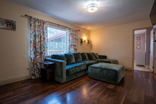 552 County Road 255, Bridgeport, AL 35740