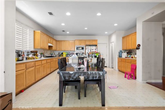 13894 Blue Ribbon Lane, Eastvale, CA 92880