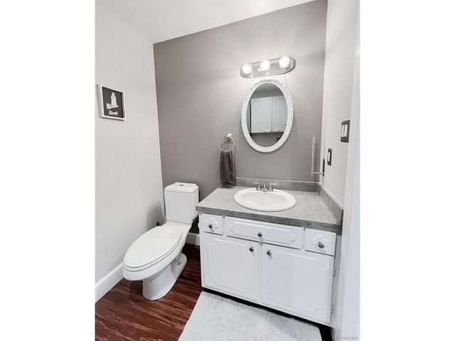 7184 S Clarkson St, Centennial, CO 80122