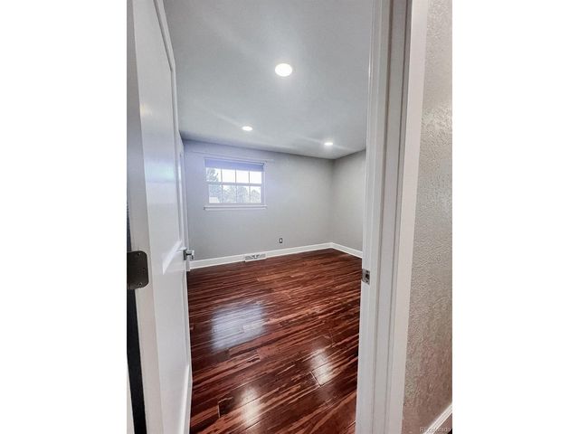 7184 S Clarkson St, Centennial, CO 80122