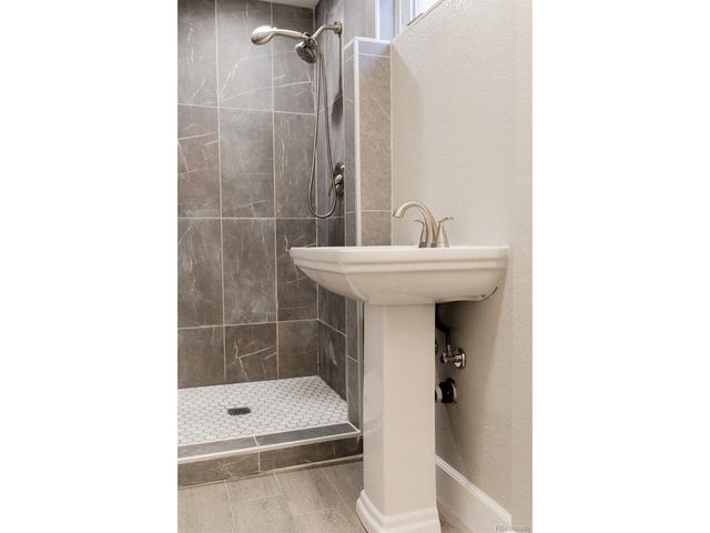 7184 S Clarkson St, Centennial, CO 80122