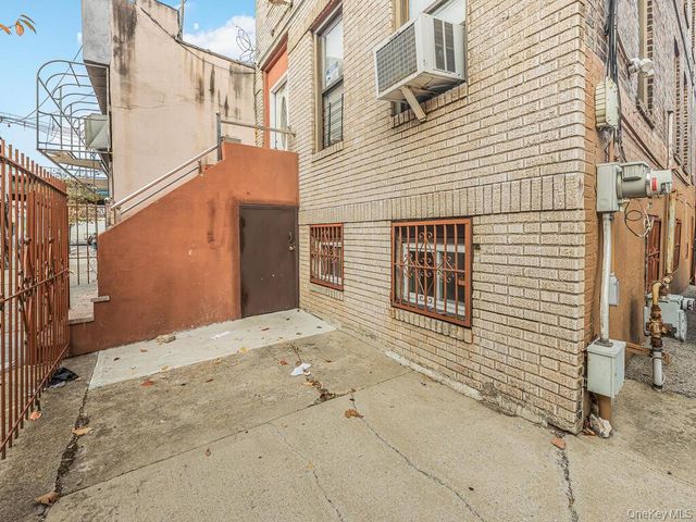 1262 Leland Avenue, Bronx, NY 10472