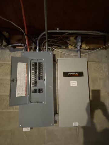 2360 HILLSIDE LANE, Green Bay, WI 54302