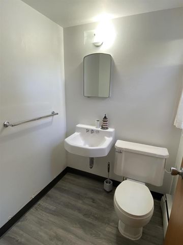 2360 HILLSIDE LANE, Green Bay, WI 54302