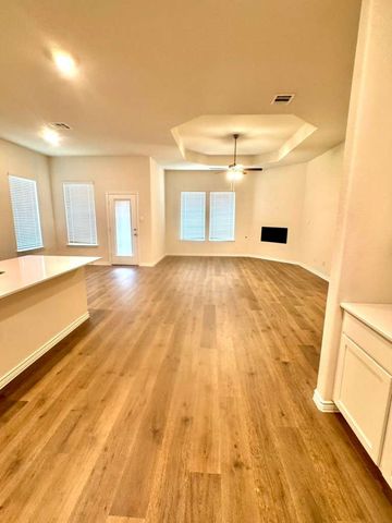 3628 Walnut Ridge Drive, Grand Prairie, TX 76065