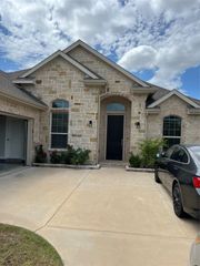 3628 Walnut Ridge Drive, Grand Prairie, TX 76065