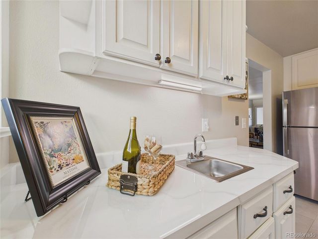 6085 Simms Street, Arvada, CO 80004