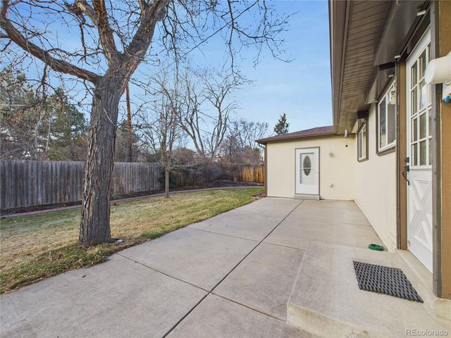 6085 Simms Street, Arvada, CO 80004