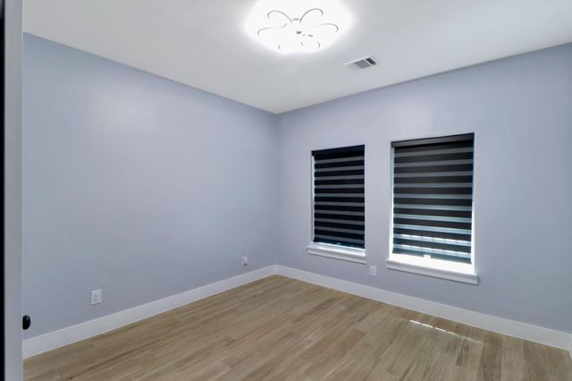 3027 Clinton Drive, Houston, TX 77020
